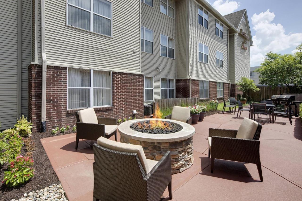 Residence Inn Indianapolis Airport Exterior photo